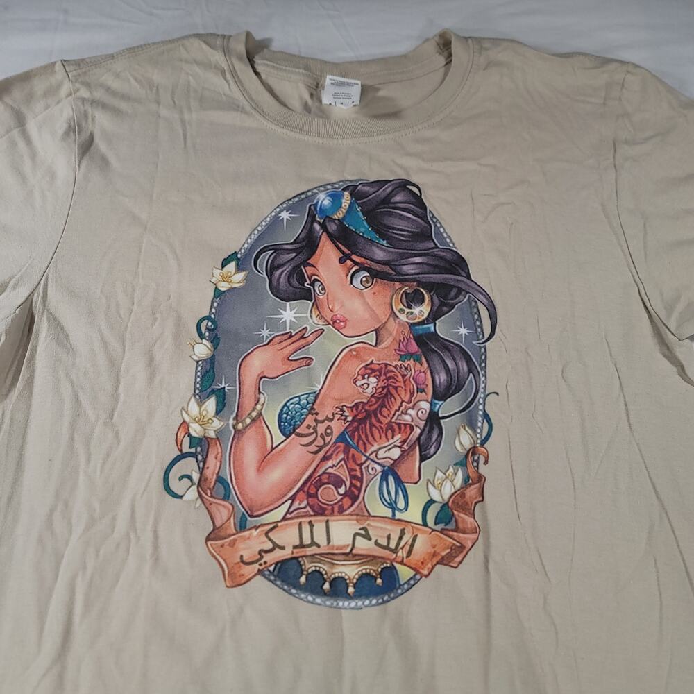 Princess Jasmin Gildan Crew Neck Graphic T Shirt Mens Size Medium M Tan